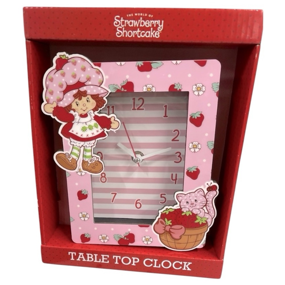 STRAWBERRY SHORTCAKE  TABLE TOP CLOCK